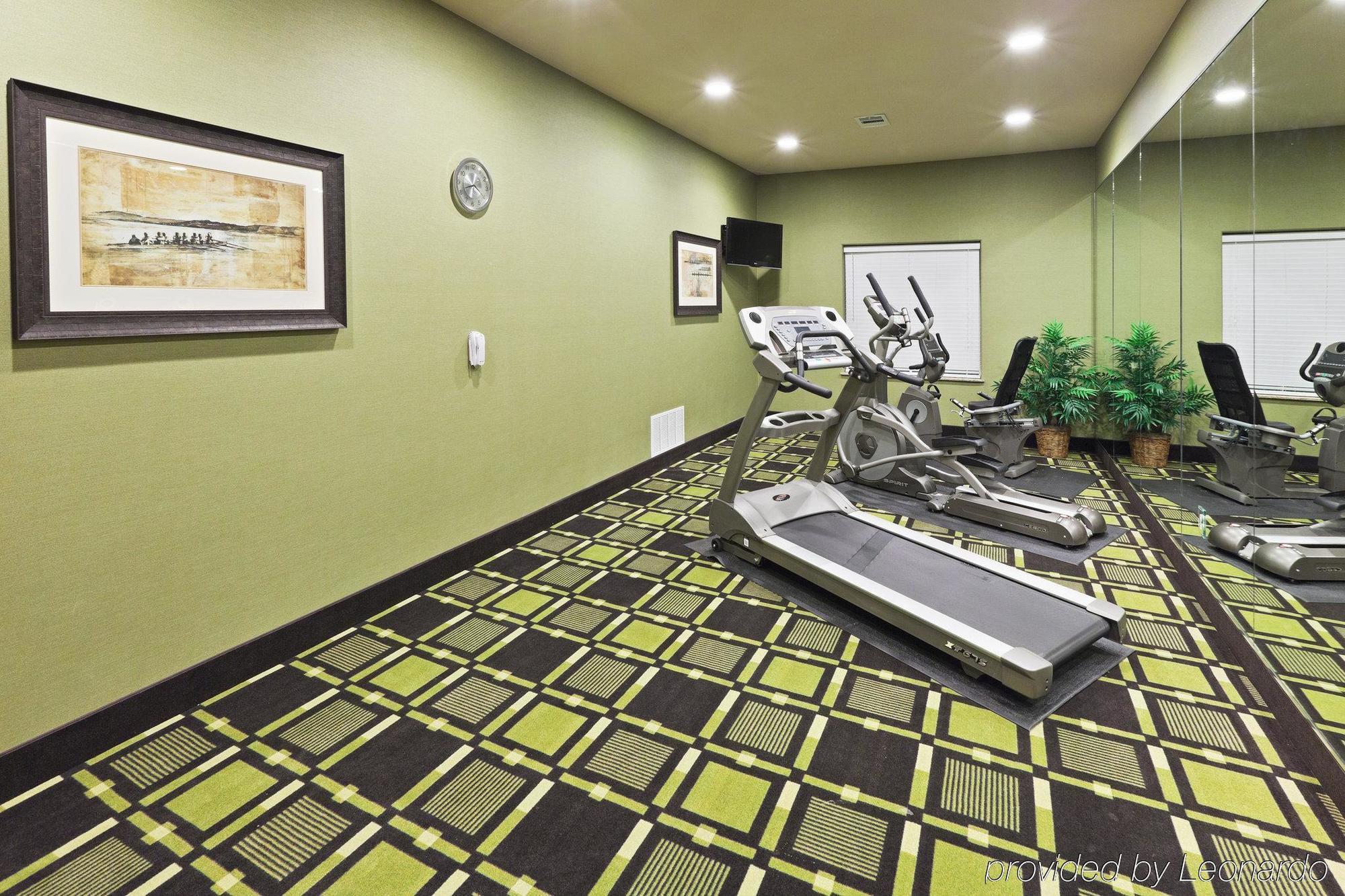 Holiday Inn Express & Suites Brady By Ihg Einrichtungen foto
